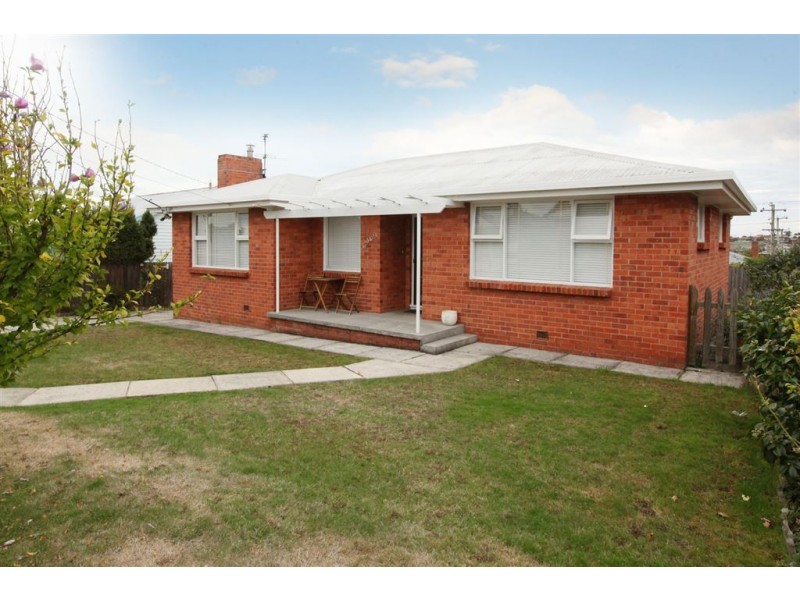 36 Cornwall Crescent, Newnham TAS 7248