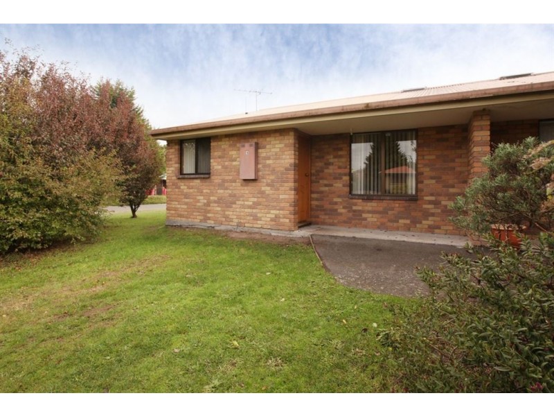 1/1-3 Norman Court, Newnham TAS 7248