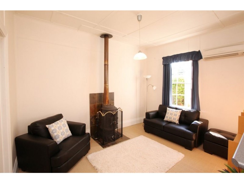 1 Leslie Place, South Launceston TAS 7249