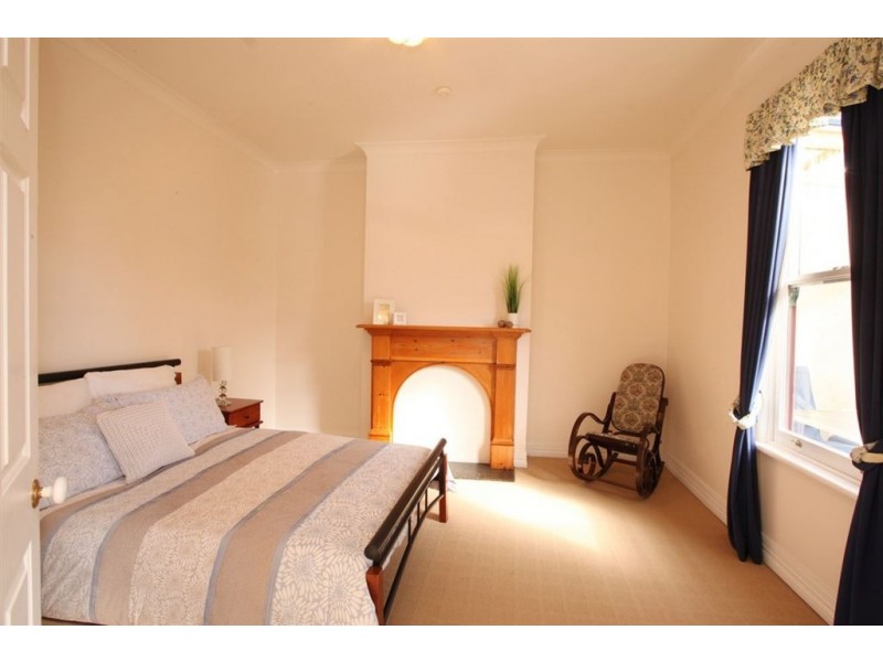 1 Leslie Place, South Launceston TAS 7249