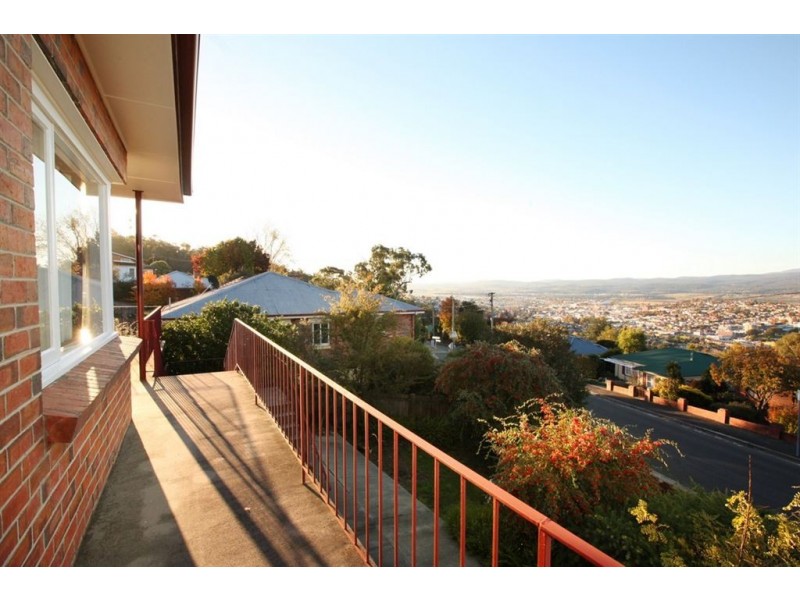 6 Ashleigh Avenue, West Launceston TAS 7250
