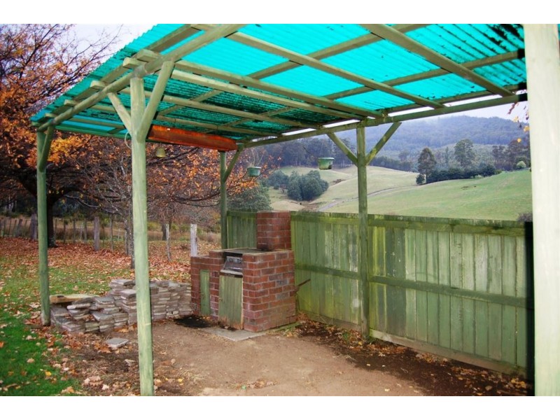 34 Weavers Creek Road, Nunamara TAS 7259