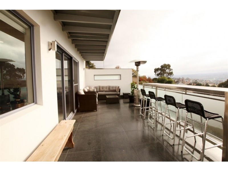 1 Roman Court, Newstead TAS 7250