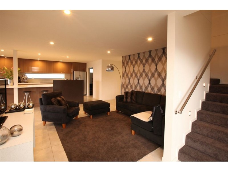 1 Roman Court, Newstead TAS 7250