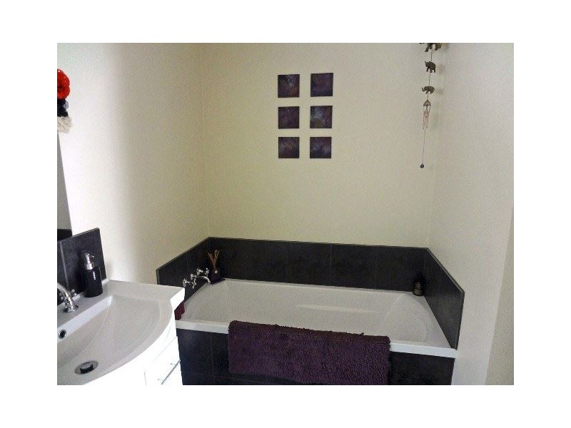 2/1 Vasey Street, Punchbowl TAS 7249