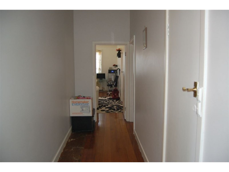 8 Albion Street, Invermay TAS 7248