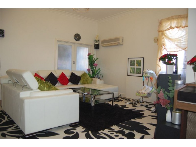 8 Albion Street, Invermay TAS 7248