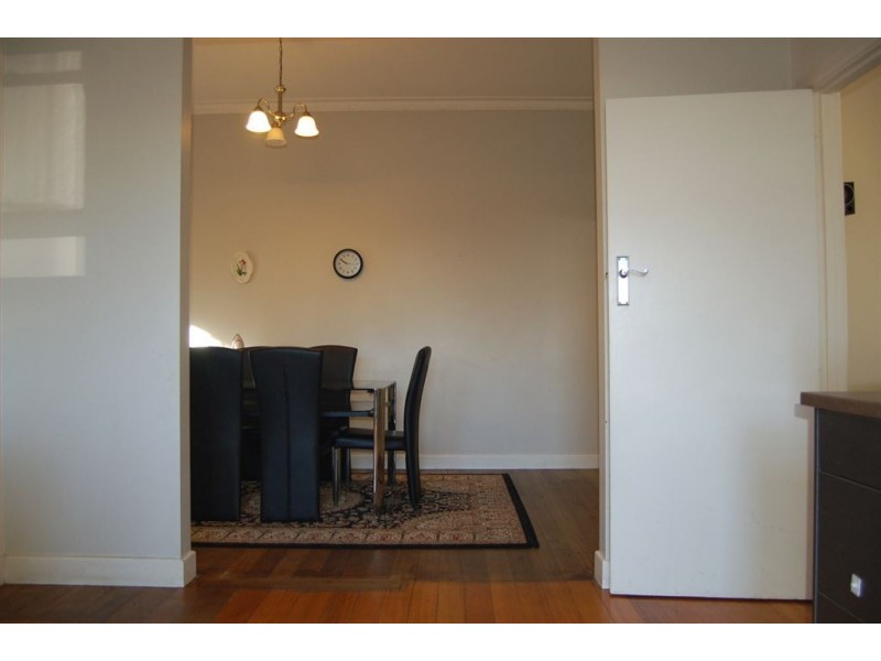 8 Albion Street, Invermay TAS 7248