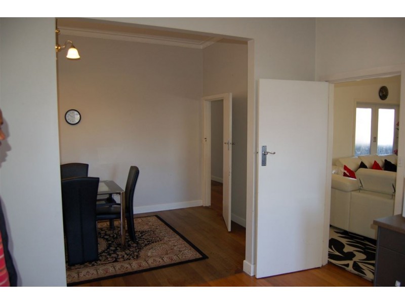 8 Albion Street, Invermay TAS 7248