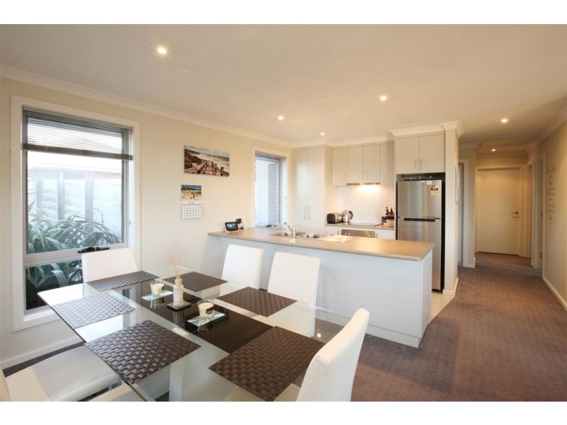 2/19 Bordin Street, Prospect Vale TAS 7250