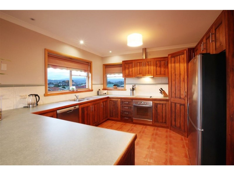 6 Piper Avenue, Youngtown TAS 7249