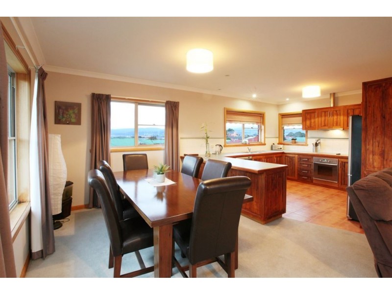 6 Piper Avenue, Youngtown TAS 7249