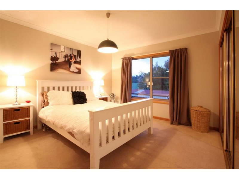 6 Piper Avenue, Youngtown TAS 7249