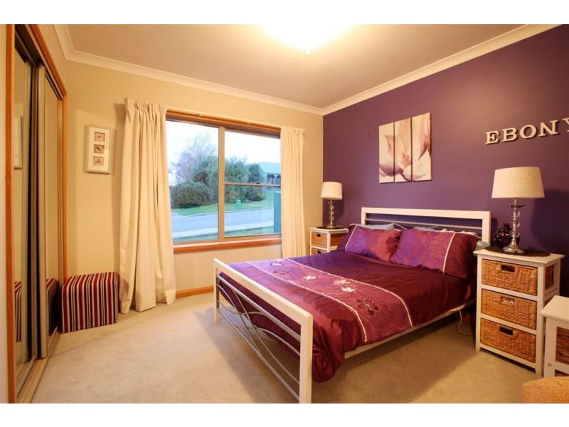 6 Piper Avenue, Youngtown TAS 7249