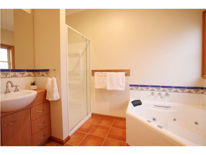 9 Lanoma Street, East Launceston TAS 7250