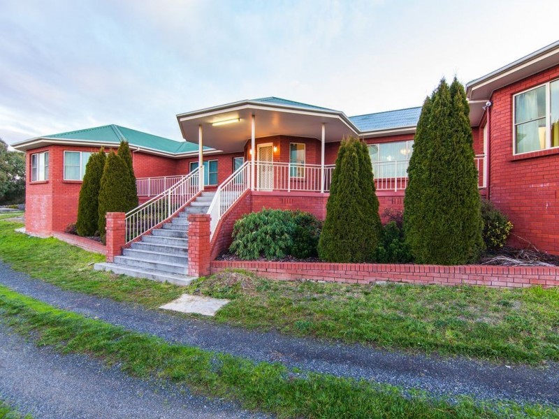 3 Carrera Place, Norwood TAS 7250