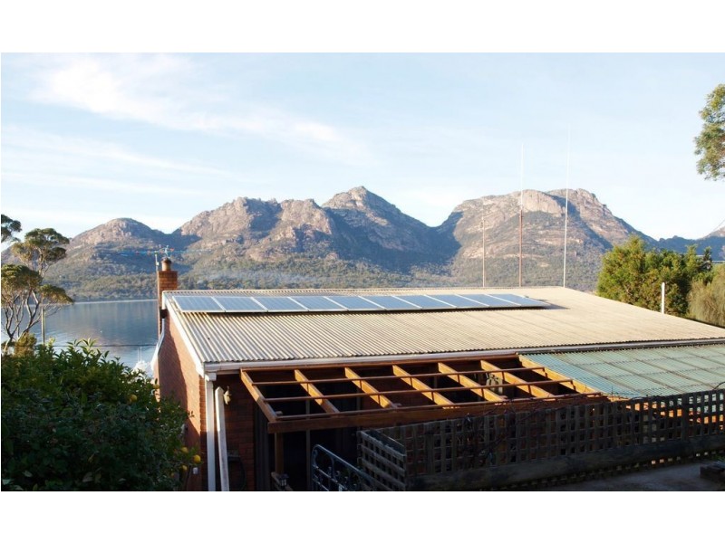 21 Esplanade, Coles Bay TAS 7215