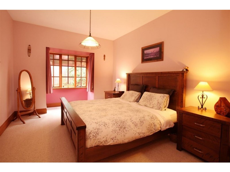 64 Bayview Drive, Blackstone Heights TAS 7250