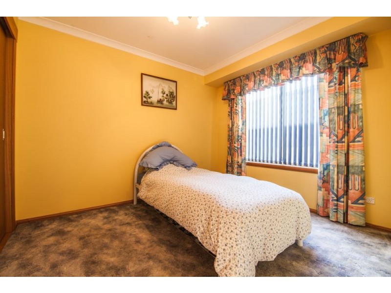 6 Holstun Place, Riverside TAS 7250