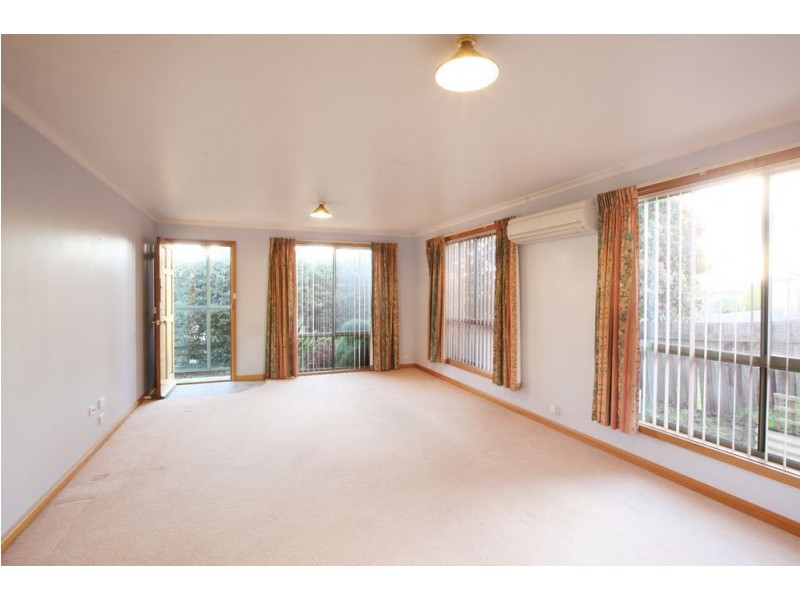 2/154 Peel Street, Summerhill TAS 7250