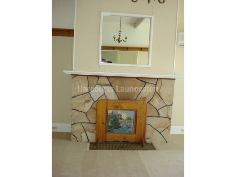 44 Pyenna Avenue, Kings Meadows TAS 7249