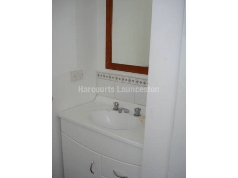 44 Pyenna Avenue, Kings Meadows TAS 7249