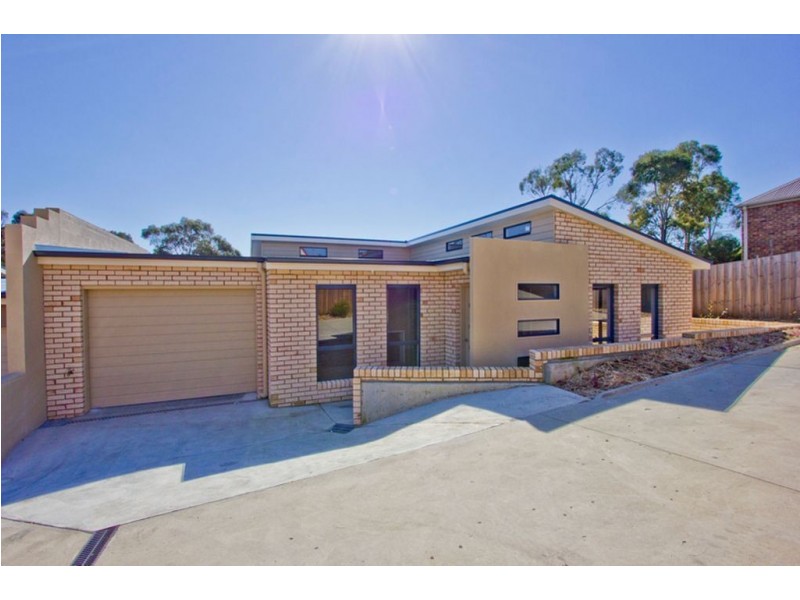 1/5 Owen Place, Summerhill TAS 7250