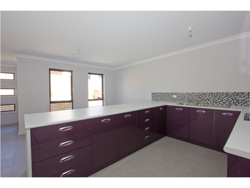 1/5 Owen Place, Summerhill TAS 7250