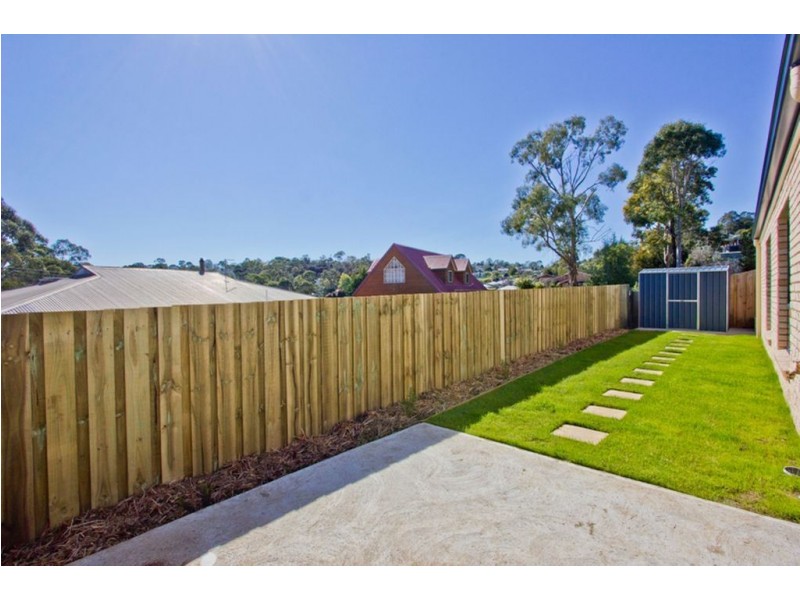 1/5 Owen Place, Summerhill TAS 7250