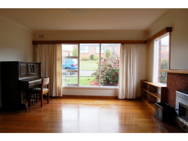 32 Parua Road, Newnham TAS 7248
