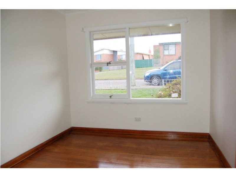 32 Parua Road, Newnham TAS 7248