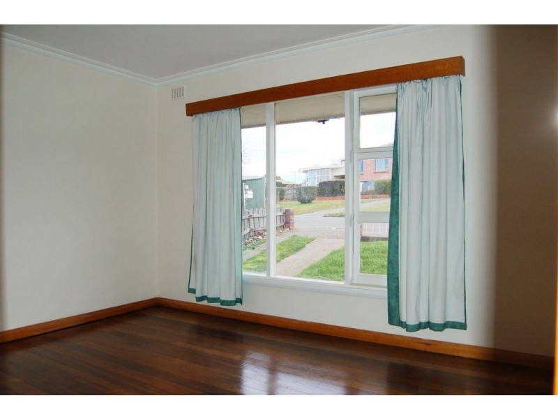 32 Parua Road, Newnham TAS 7248