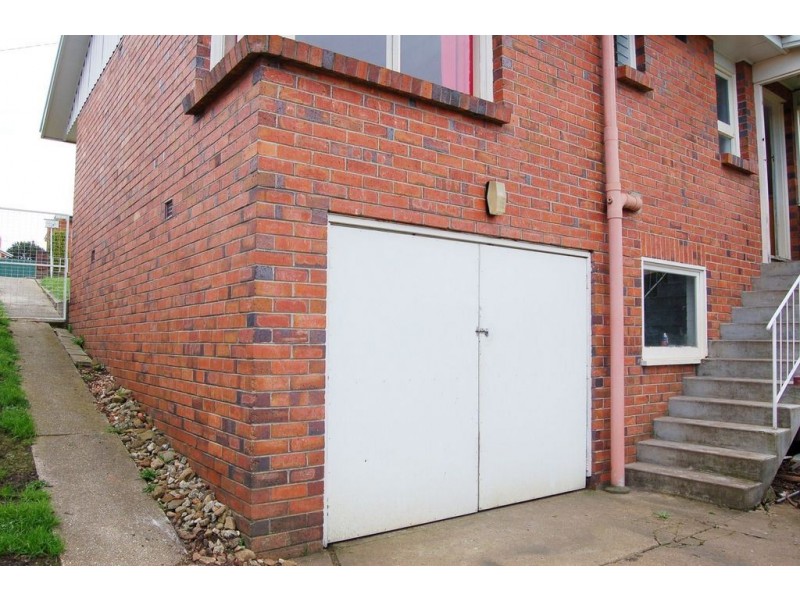 32 Parua Road, Newnham TAS 7248