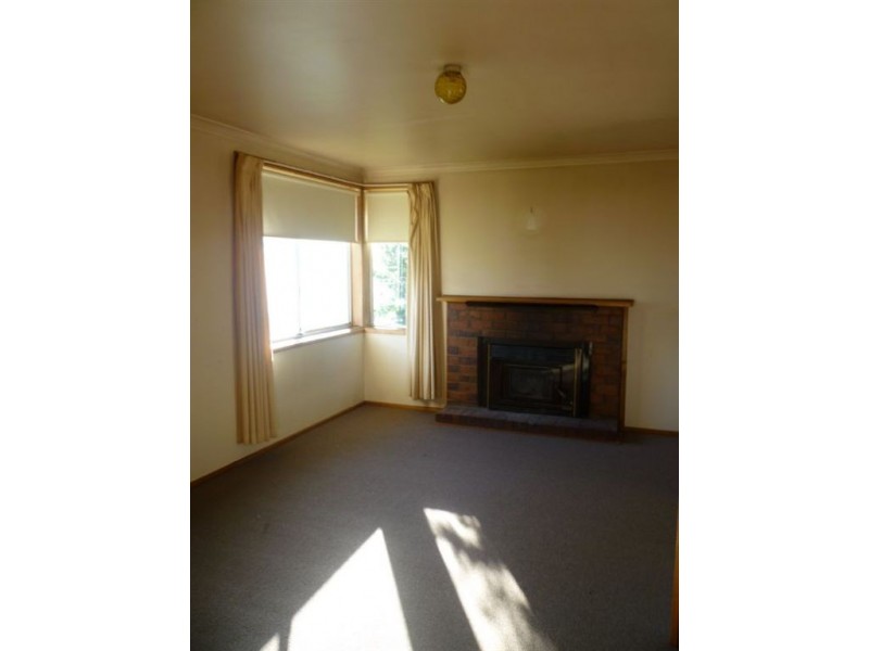 25 Pioneer Parade, Ravenswood TAS 7250