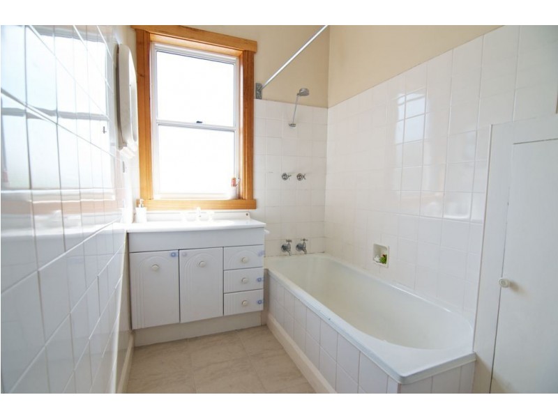 42 Basin Road, West Launceston TAS 7250