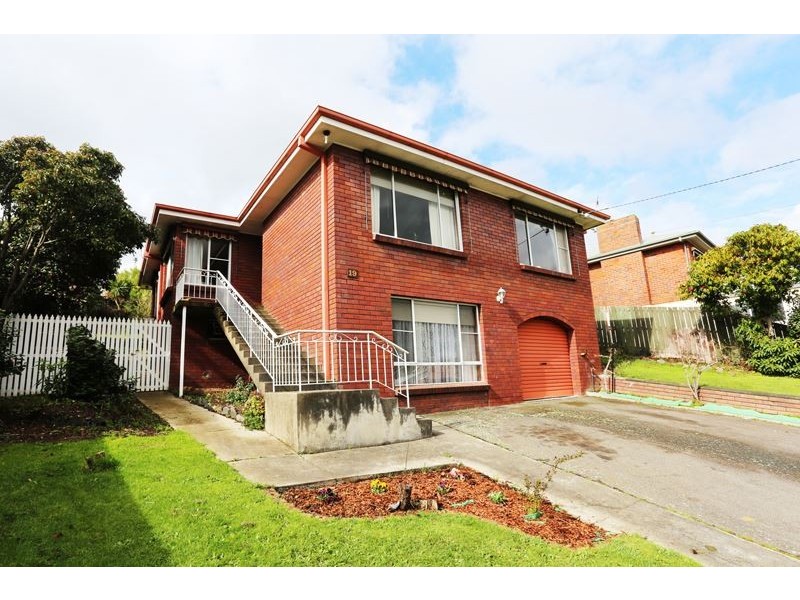 19 Waroona Street, Youngtown TAS 7249
