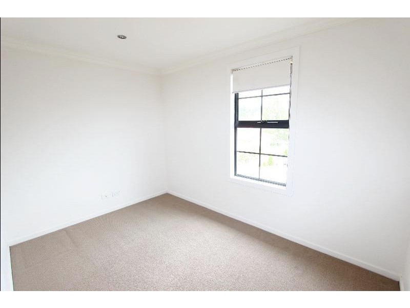 2/4 Phelps Place, Newstead TAS 7250