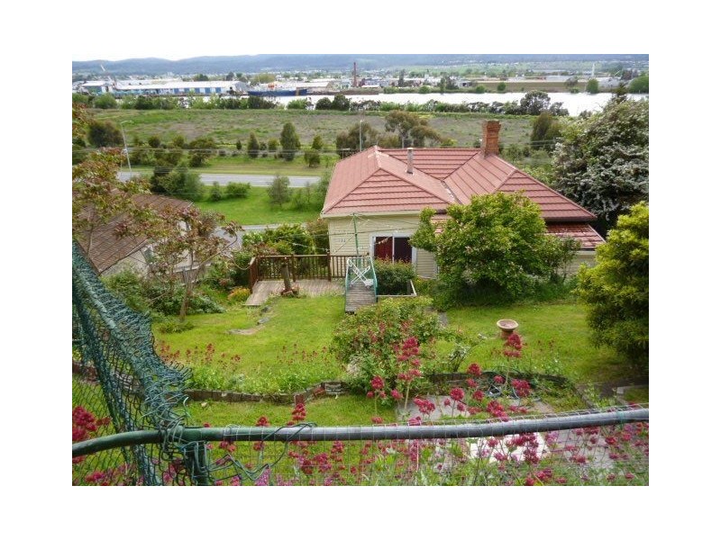 51 West Tamar Highway, Trevallyn TAS 7250