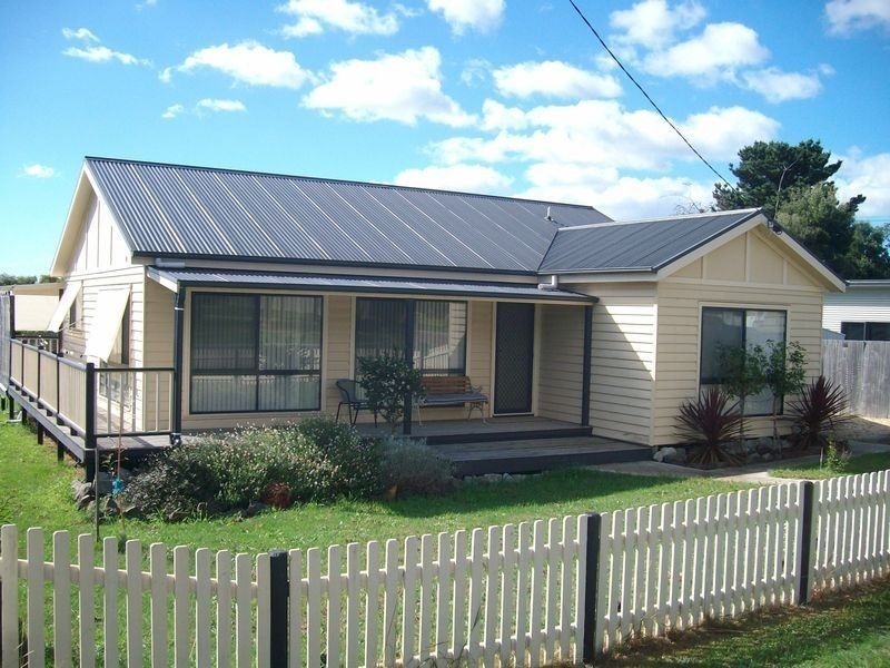 6 Greens Beach Road, Beaconsfield TAS 7270
