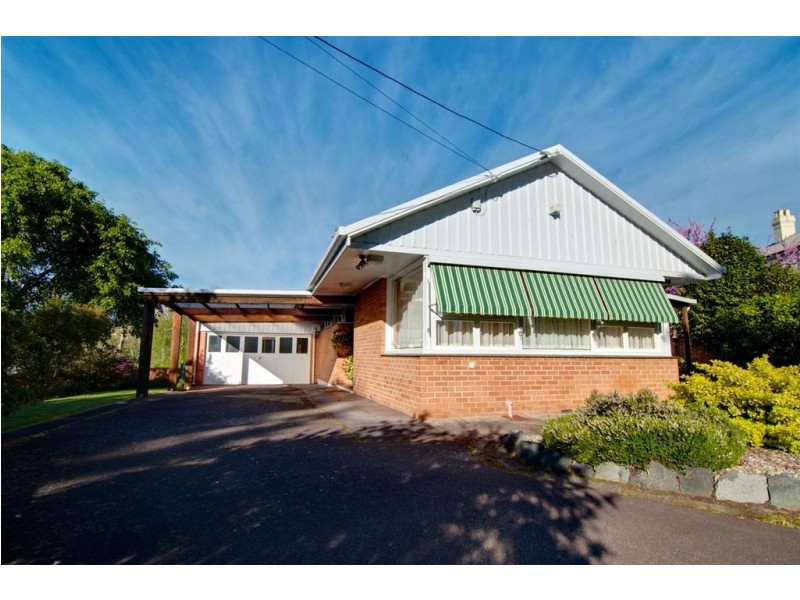20 Newstead Crescent, Newstead TAS 7250