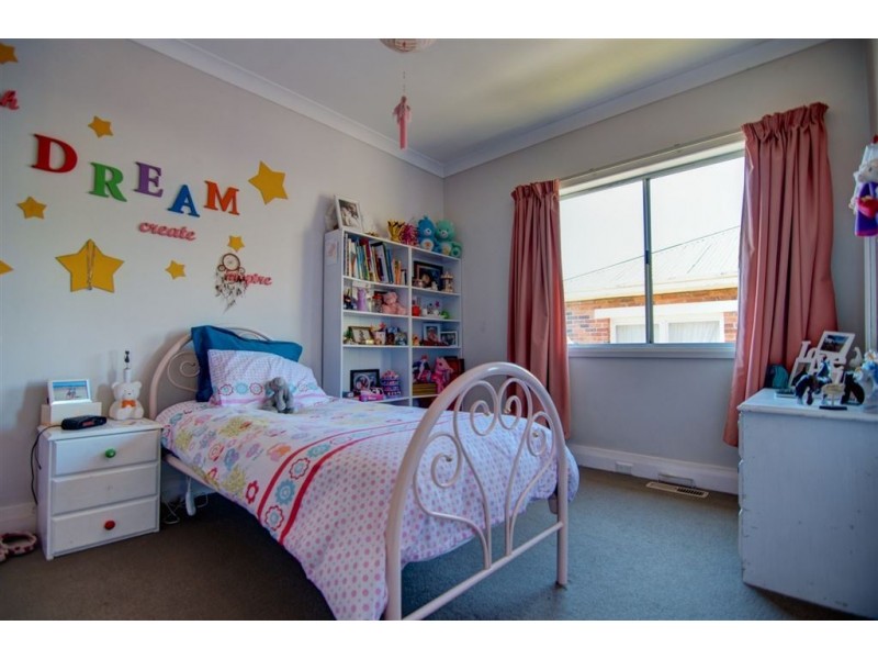 34 Ernest Street, Kings Meadows TAS 7249