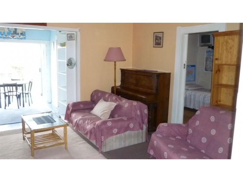 13 Lenborough Street, Beauty Point TAS 7270