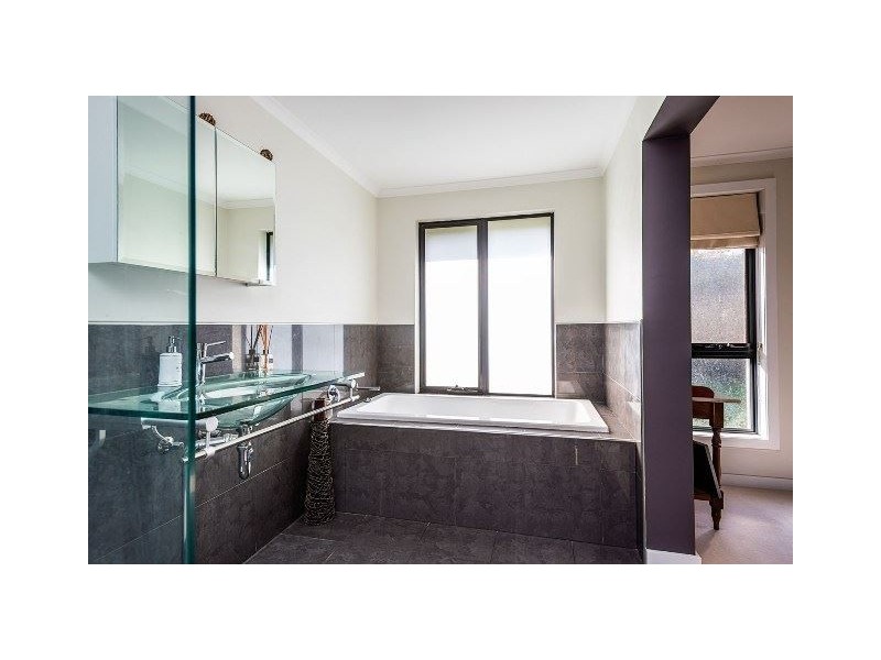 2 Clovis Court, St Leonards TAS 7250