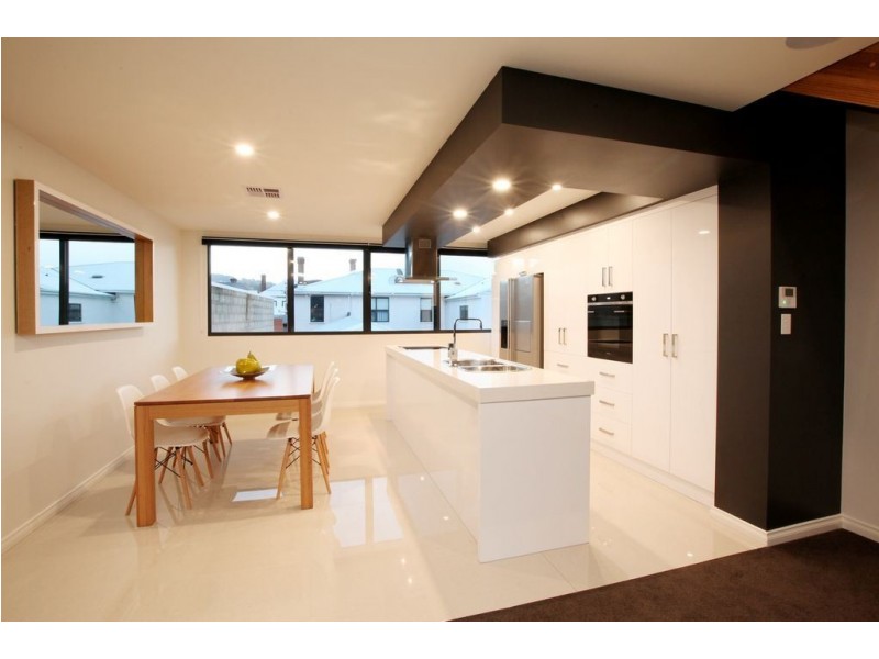 1 & 2/143-149 St John Mews, Launceston TAS 7250