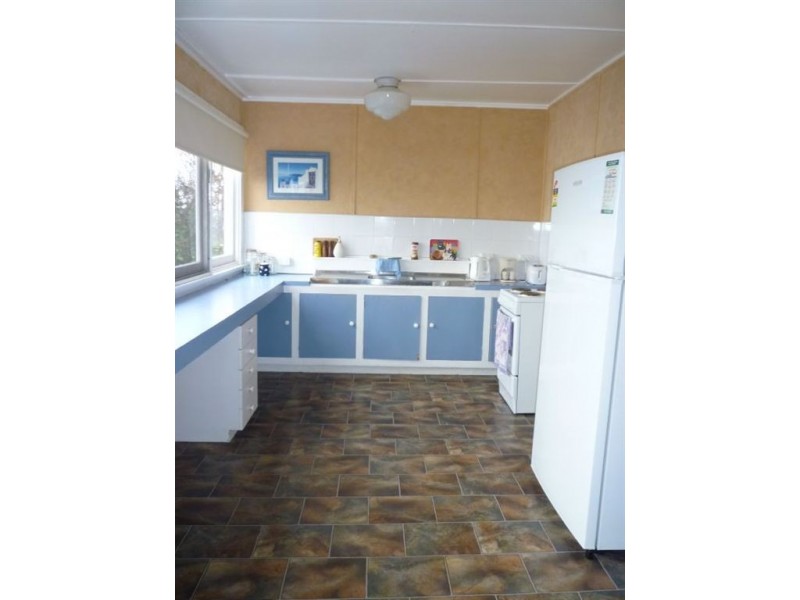 130 Flinders Street, Beauty Point TAS 7270