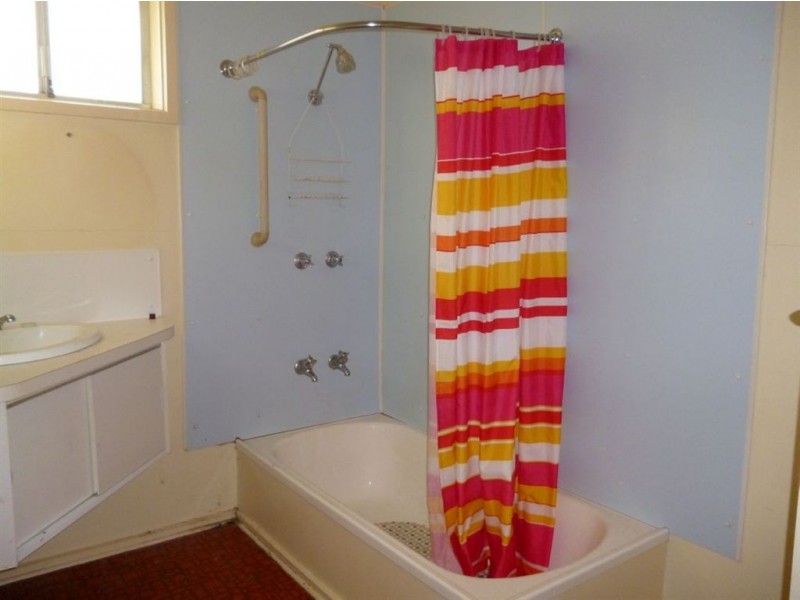 25 Pioneer Parade, Ravenswood TAS 7250