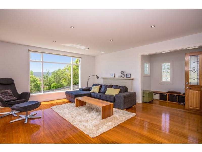 49 Delamere Crescent, Trevallyn TAS 7250