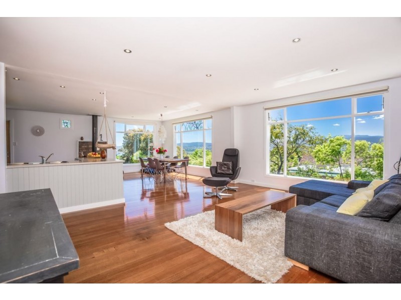 49 Delamere Crescent, Trevallyn TAS 7250