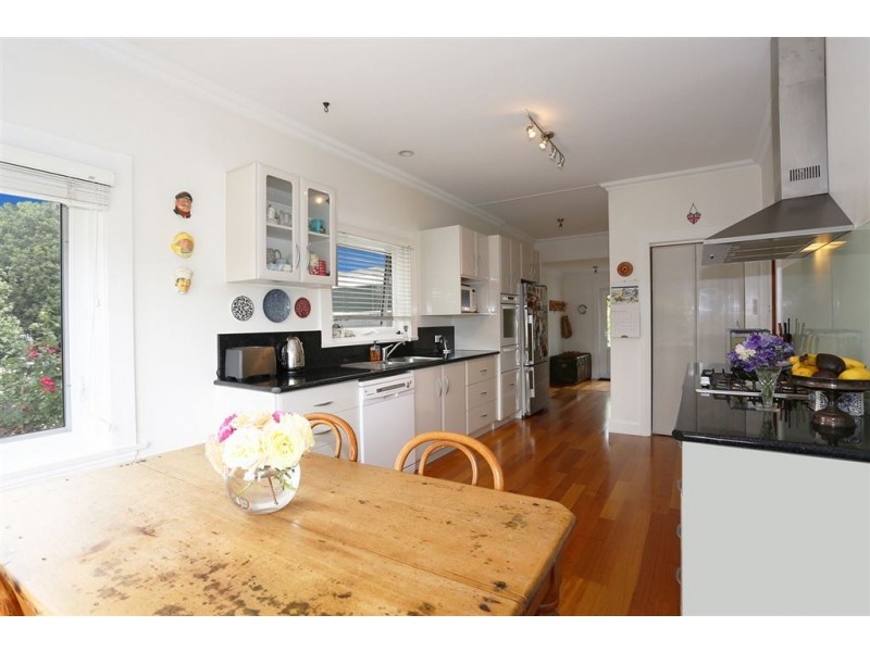 16 Riverdale Grove, Newstead TAS 7250