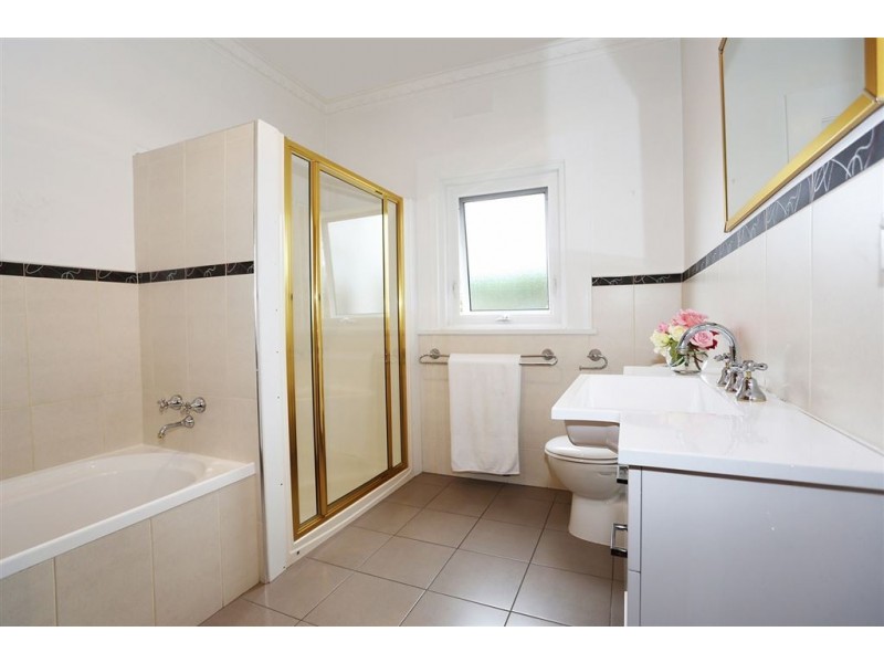 16 Riverdale Grove, Newstead TAS 7250